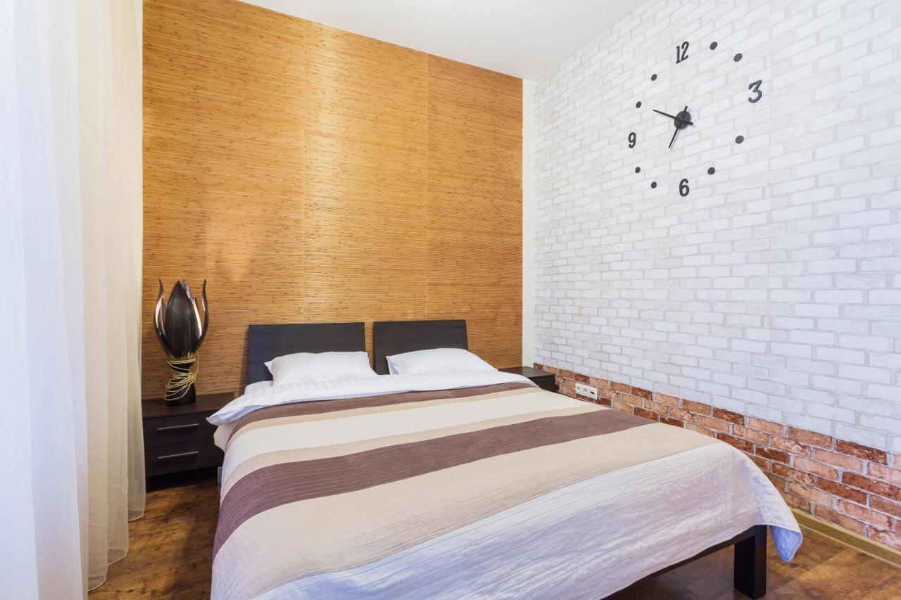 Navit Apartments With Breakfast, Near The Railway Station, The City Center, The Park Kyiv Exterior photo